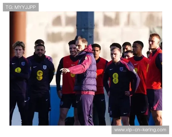 主帅表扬球员夜间额外训练，称其为“带头大哥”