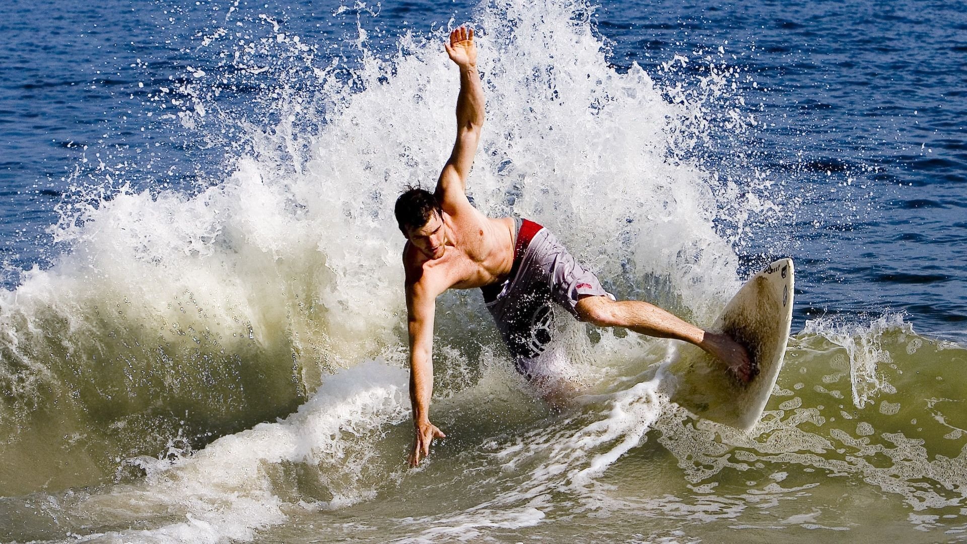 开云体育在线官网-中国香港队在国际乒联混合团体世界杯中如何逆袭强敌，乒乓香港队